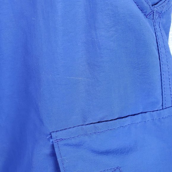 Lands' End Blue Cargo Shorts Medium - Picture 2 of 4
